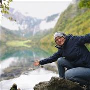 Buchhaltung ist kein Hexenwerk. Buchhalterin mit 27 Jahren Berufsberatung zeigt dass Buchhaltung auch Spaß machen kann.